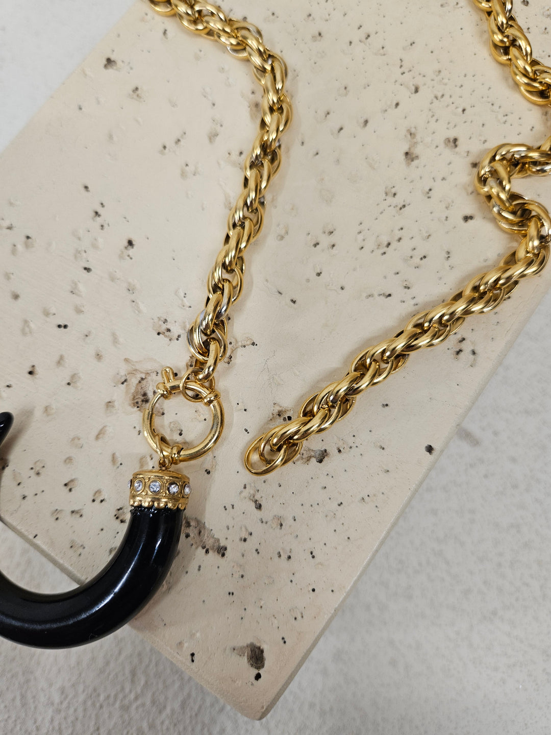 Collier