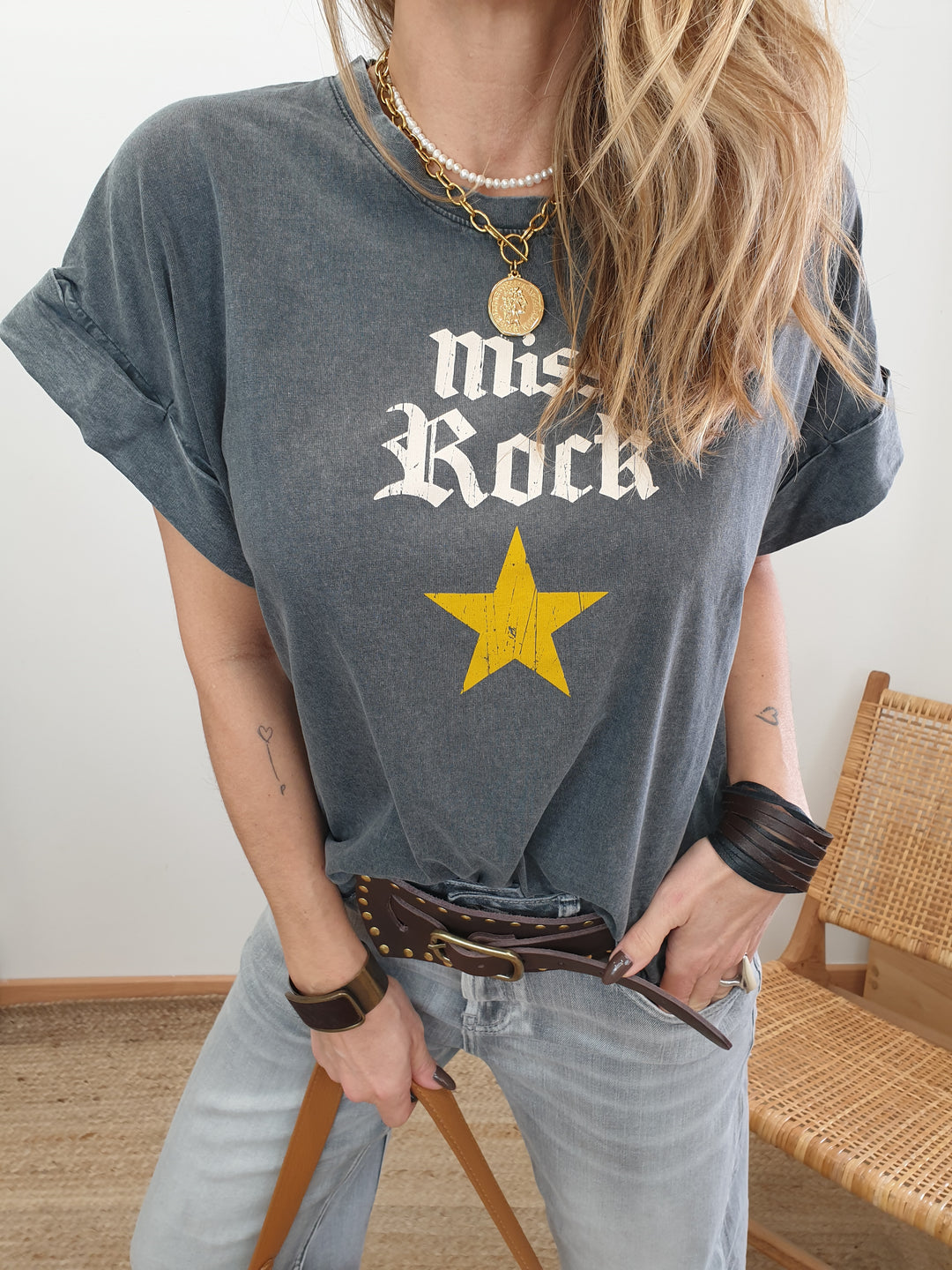 T-shirt