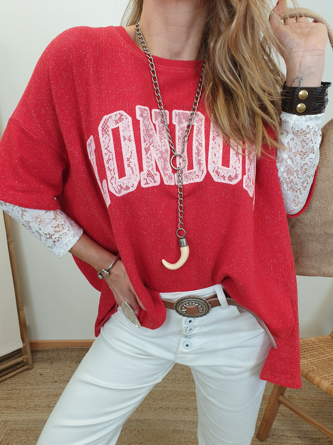 Sweatshirt